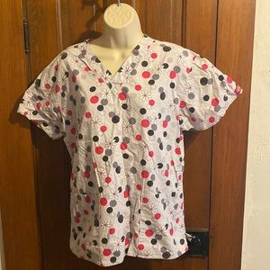 Gray with daisies scrubs top size small
